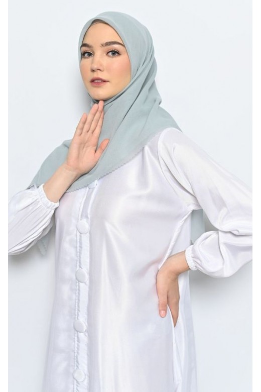 Hijab Segi 4 Voal Anabela Lasercut Dusty Blue